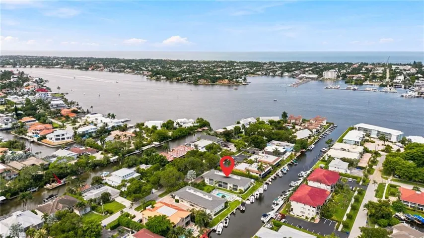1417 Chesapeake Ave 106, Naples, Florida 34102