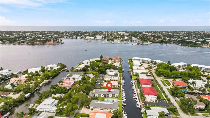 1417 Chesapeake Ave 106, Naples, Florida 34102