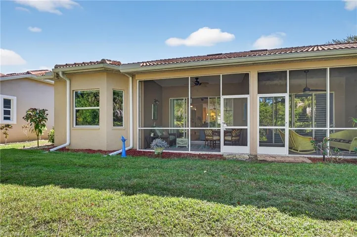 7871  Sanctuary  CIR, Naples, FL 34104