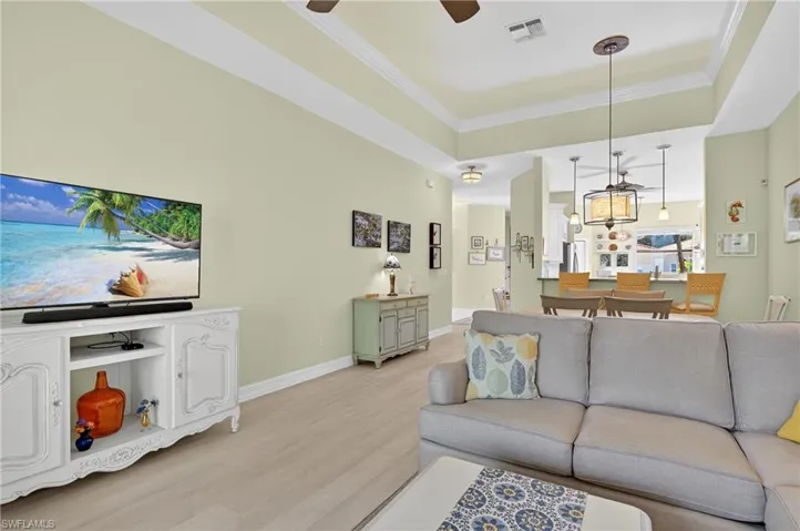 7871  Sanctuary  CIR, Naples, FL 34104