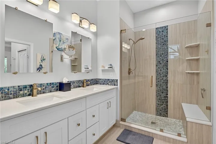 7871  Sanctuary  CIR, Naples, FL 34104