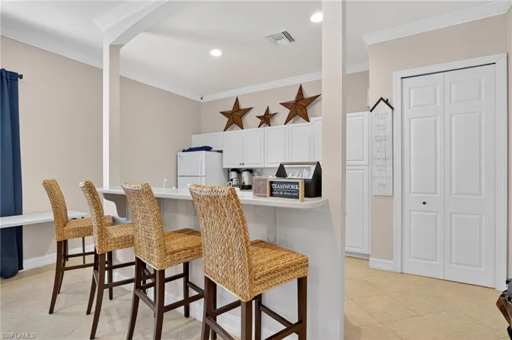 7871  Sanctuary  CIR, Naples, FL 34104