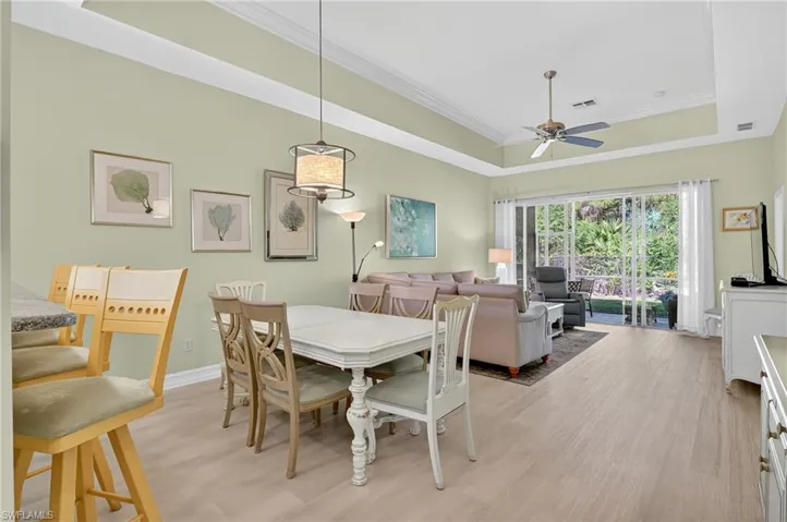 7871  Sanctuary  CIR, Naples, FL 34104