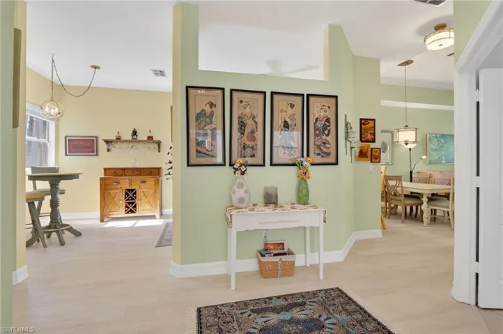 7871  Sanctuary  CIR, Naples, FL 34104