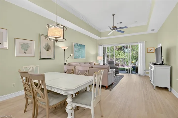 7871  Sanctuary  CIR, Naples, FL 34104