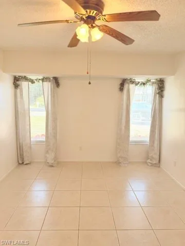2nd bedroom.