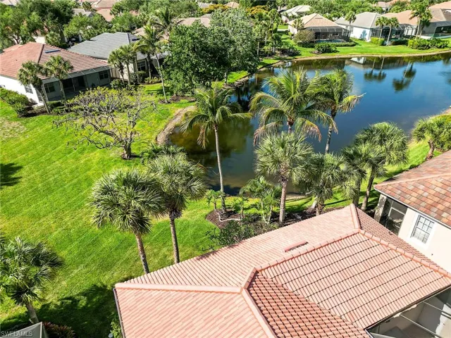 Large back lawn off the lake