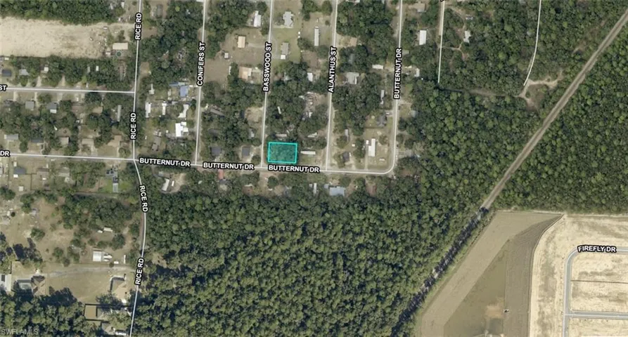 6452  Butternut  DR, Milton, FL 32583