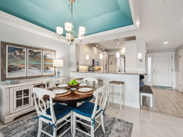 232 La Peninsula Blvd 232, Naples, Florida 34113