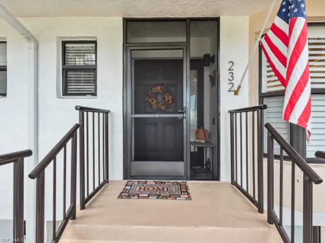 232 La Peninsula Blvd 232, Naples, Florida 34113