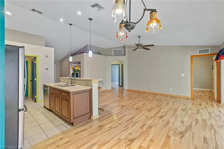 6054  Lacota  AVE, Fort Myers, FL 33905