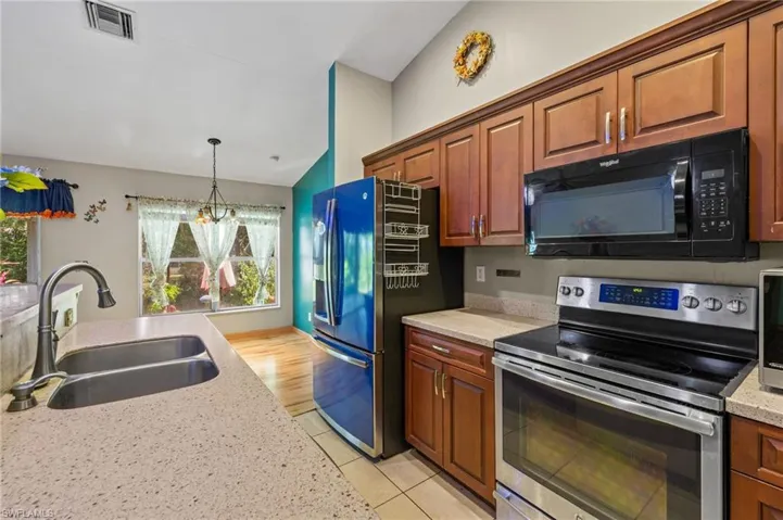 6054  Lacota  AVE, Fort Myers, FL 33905