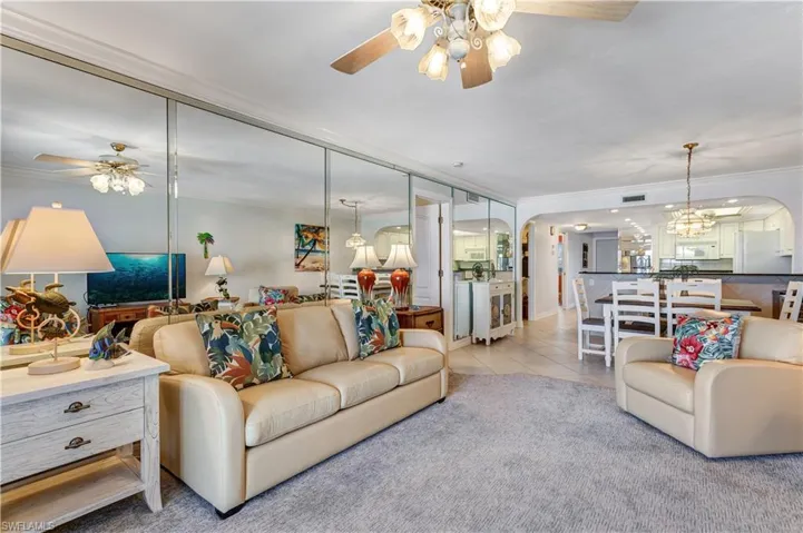 Pull out sofa for additional Guests