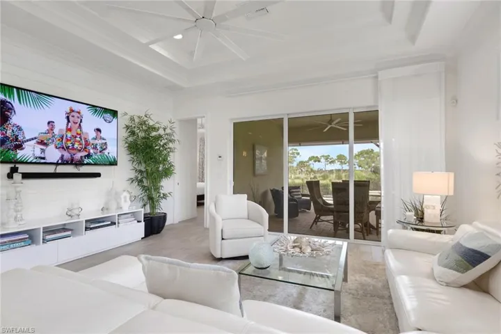 6367 Negril Isle Dr, Naples, Florida 34113