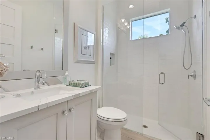 6367 Negril Isle Dr, Naples, Florida 34113