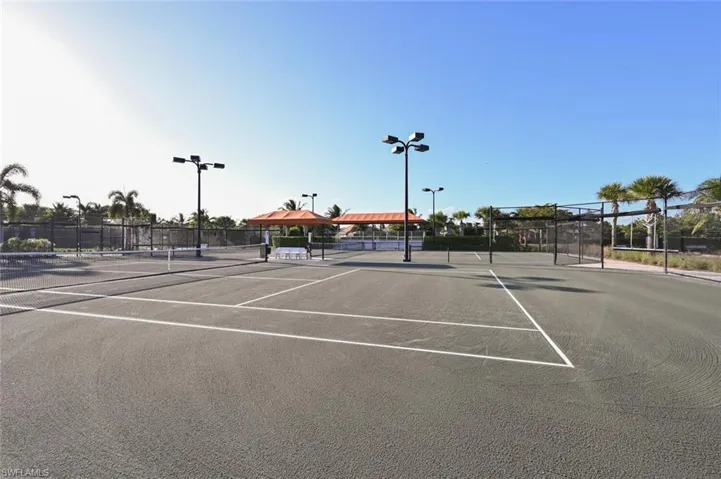 Tennis & Pickleball Courts