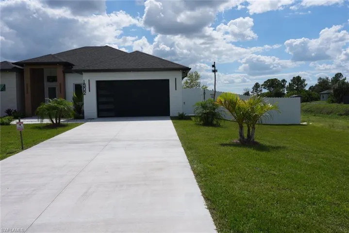 1502 Sara Ave S, Lehigh Acres, Florida 33976