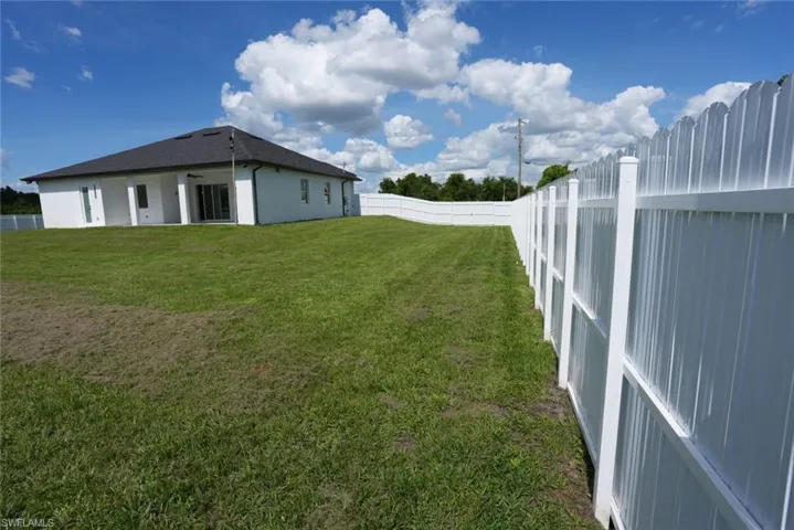 1502 Sara Ave S, Lehigh Acres, Florida 33976