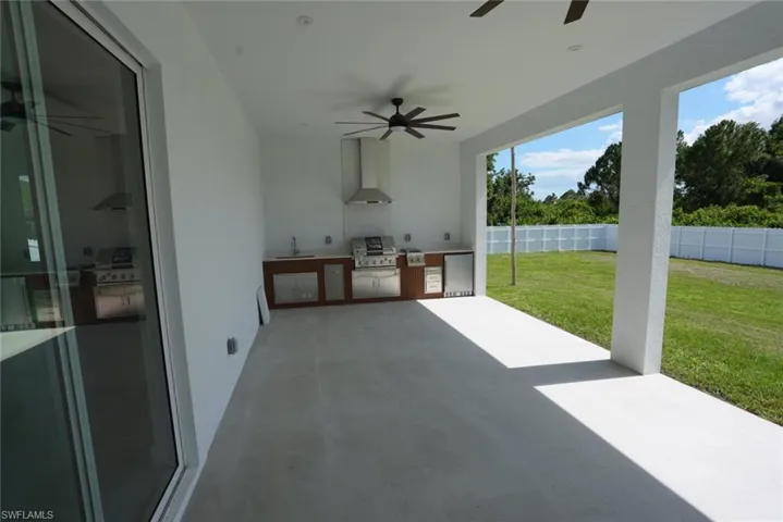 1502 Sara Ave S, Lehigh Acres, Florida 33976