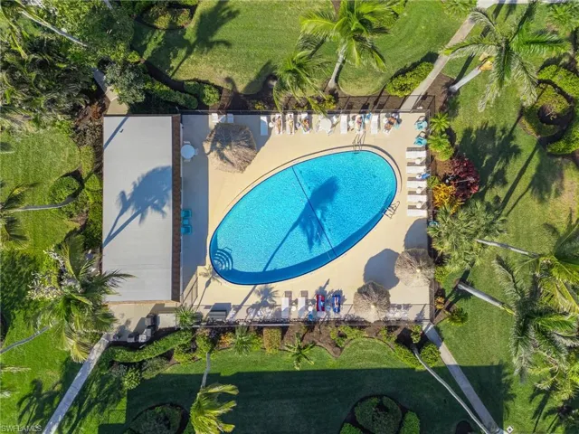 Birds eye view of pool