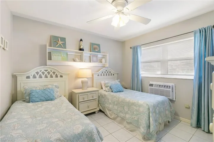 2nd bedroom with walk-in closet