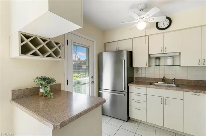 Kitchen island
