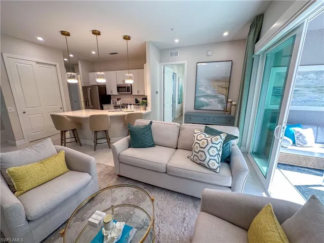 232  Indies E DR, Naples, FL 34114