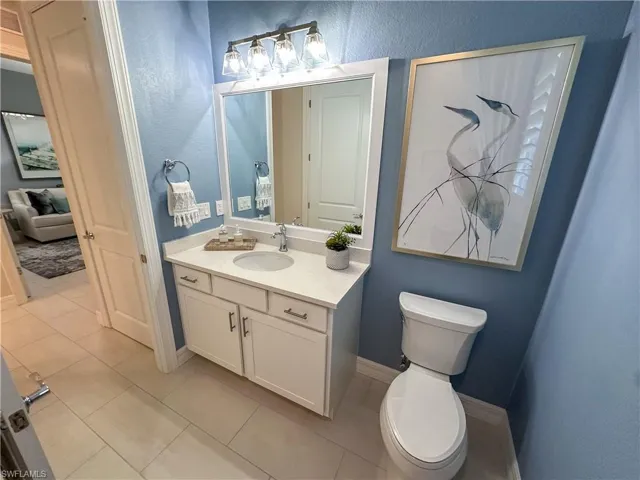 232  Indies E DR, Naples, FL 34114
