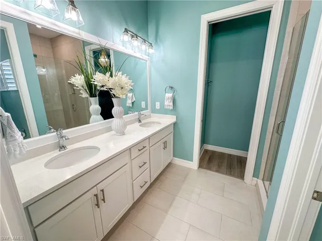 232  Indies E DR, Naples, FL 34114
