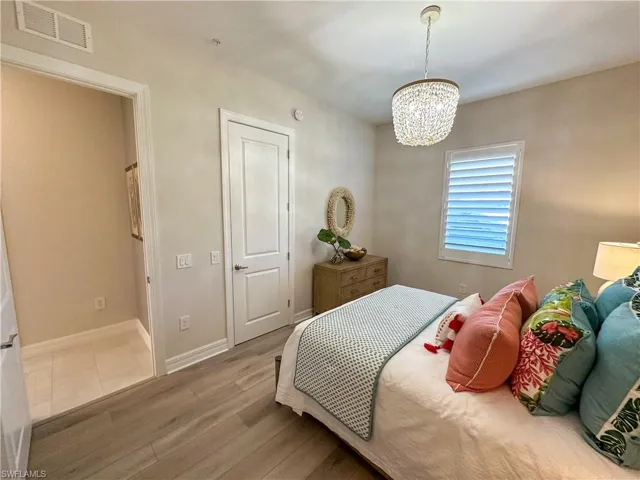 232  Indies E DR, Naples, FL 34114