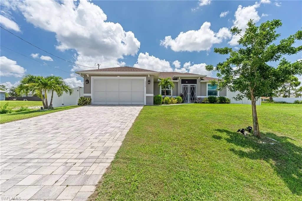 2909 24th AVE, Cape Coral, FL 33993,225061583
