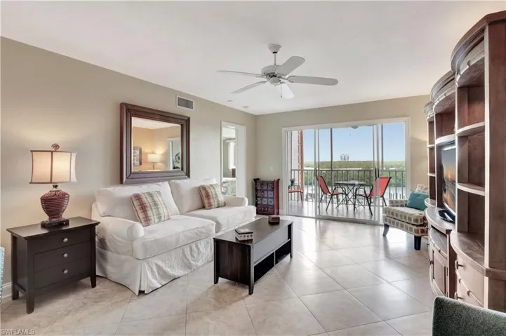Diagonal tile flooring