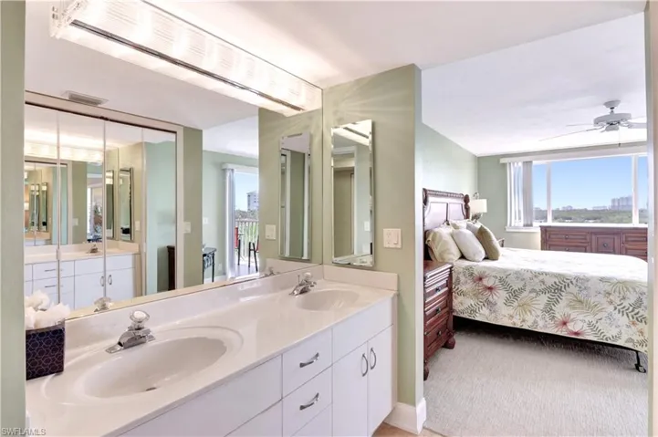 Dual sinks