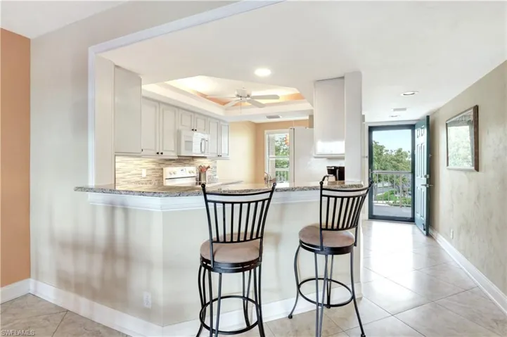 Breakfast bar