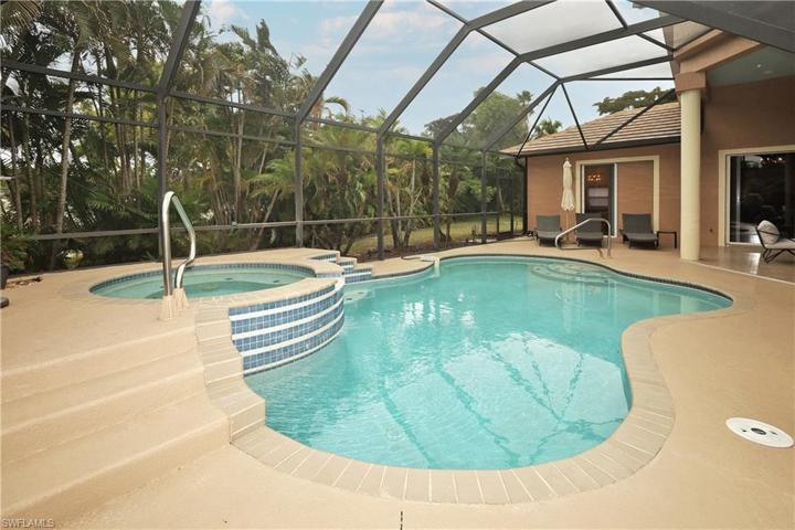 Private pool and spa