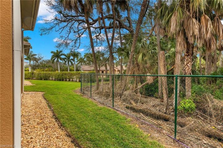 1113 Winding Pines CIR # 104, CAPE CORAL FL 33909