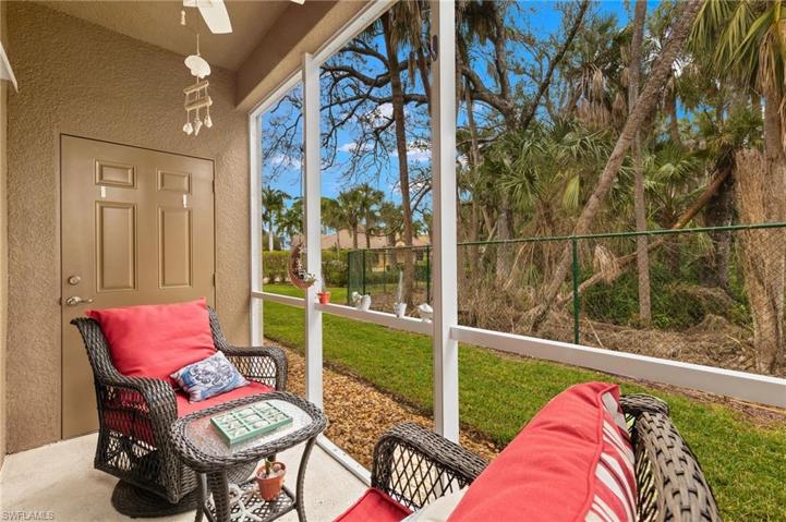 1113 Winding Pines CIR # 104, CAPE CORAL FL 33909