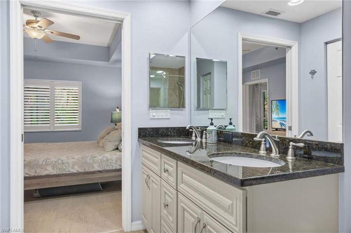 1113 Winding Pines CIR # 104, CAPE CORAL FL 33909