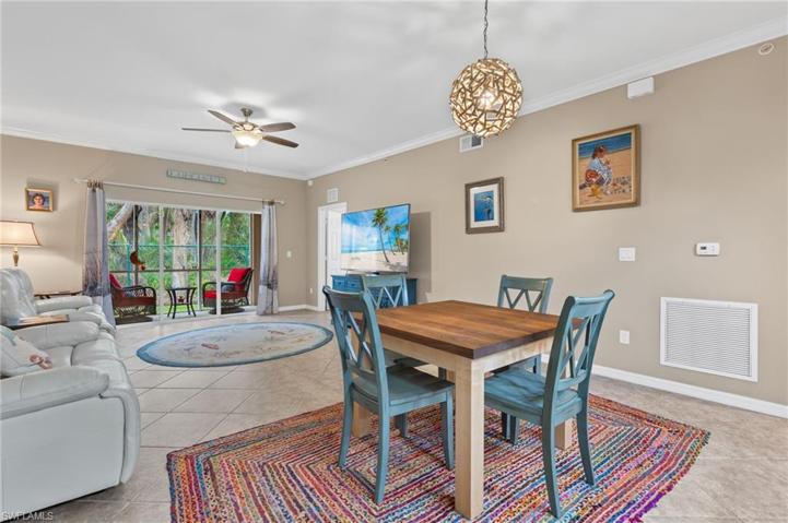 1113 Winding Pines CIR # 104, CAPE CORAL FL 33909