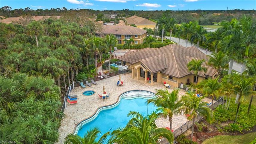 1113 Winding Pines CIR # 104, CAPE CORAL FL 33909