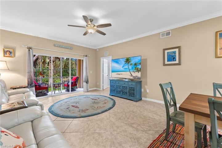 1113 Winding Pines CIR # 104, CAPE CORAL FL 33909