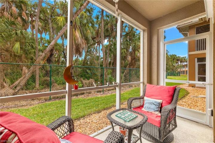 1113 Winding Pines CIR # 104, CAPE CORAL FL 33909