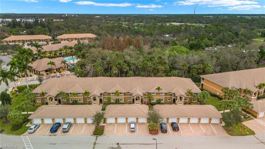 1113 Winding Pines CIR # 104, CAPE CORAL FL 33909
