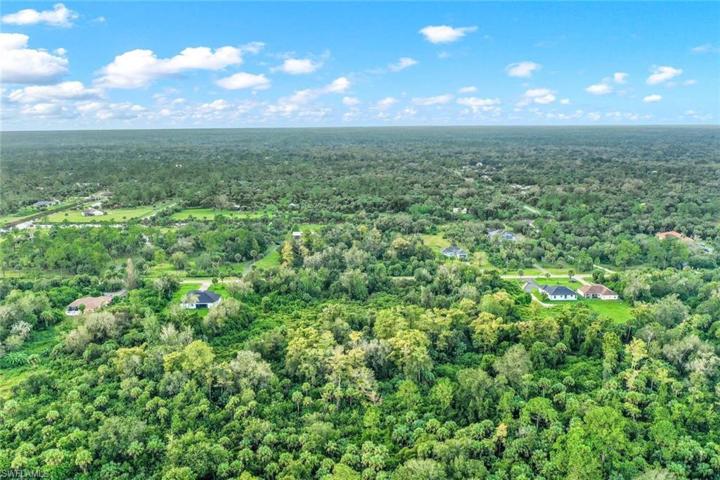 2115 10th AVE NE, NAPLES FL 34120