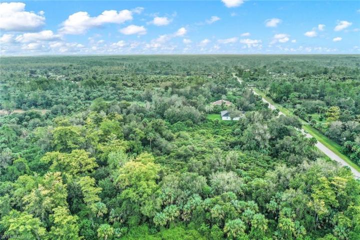 2115 10th AVE NE, NAPLES FL 34120