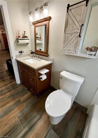 24376  Cock Robin  LN, Bonita Springs, FL 34135