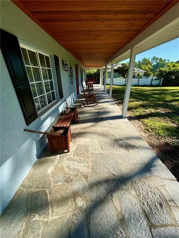 24376  Cock Robin  LN, Bonita Springs, FL 34135