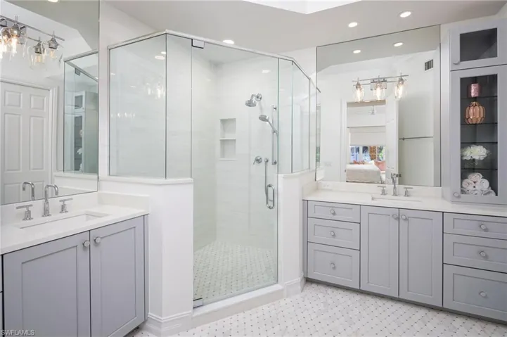 ENSUITE MASTER BATH WITH DUAL VANITIES