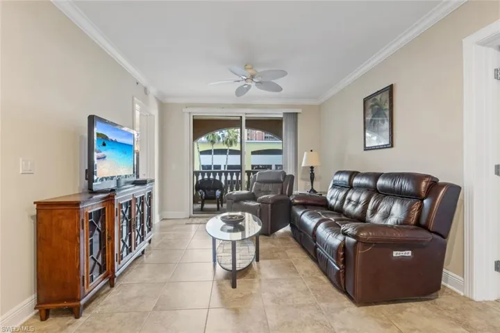2825 Palm Beach Blvd 203, Fort Myers, Florida 33916