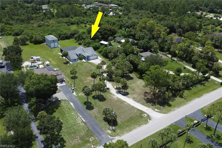 1330 11th St Sw, Naples, Florida 34117